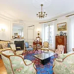 Superb 4 Bdrms 185m2 Trocadero *
