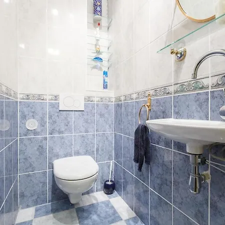 Superb 4 Bdrms 185m2 Trocadero