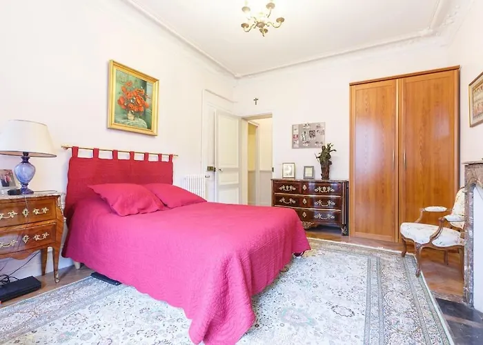 Superb 4 Bdrms 185m2 Trocadero * Paris