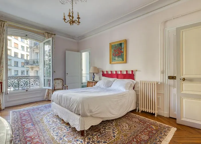 Appartement Superb 4 Bdrms 185m2 Trocadero Paris