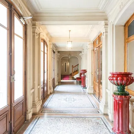 Superb 4 Bdrms 185m2 Trocadero Apartament *