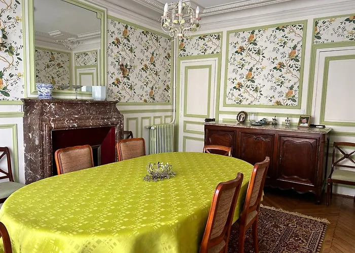 Superb 4 Bdrms 185m2 Trocadero Apartament
