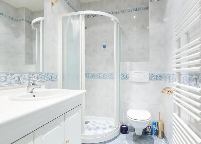Superb 4 Bdrms 185m2 Trocadero Paryż