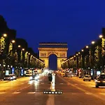 Superb 4 Bdrms 185m2 Trocadero Apartment